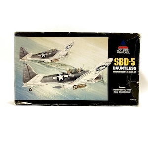 Schaal 1/48 Nauwkeurige miniaturen SBD-5 Dauntless Navy Dive Bomber #3412 afbeelding 1