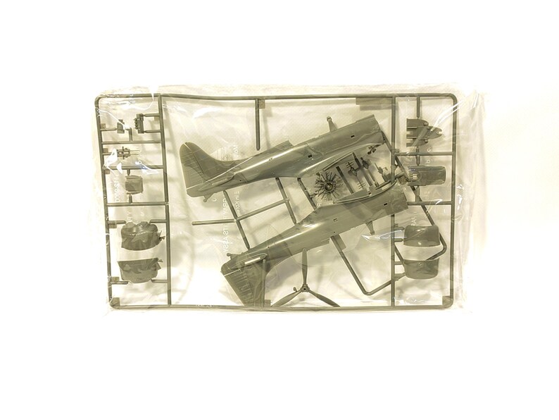 Schaal 1/48 Nauwkeurige miniaturen SBD-5 Dauntless Navy Dive Bomber #3412 afbeelding 6