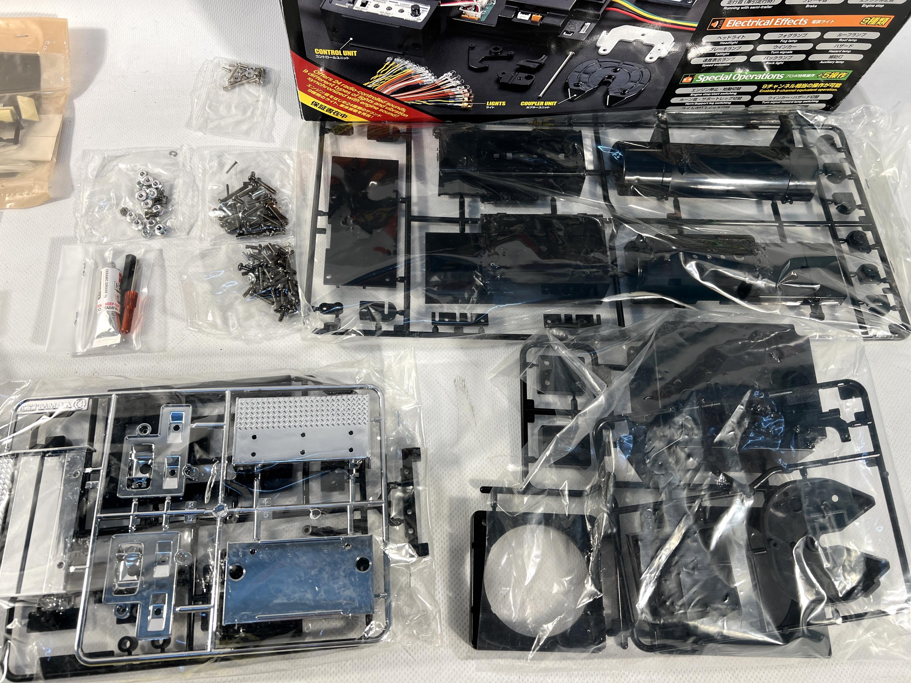 1:14 タミヤ トラクタートラック マルチファンクション1 コントロール