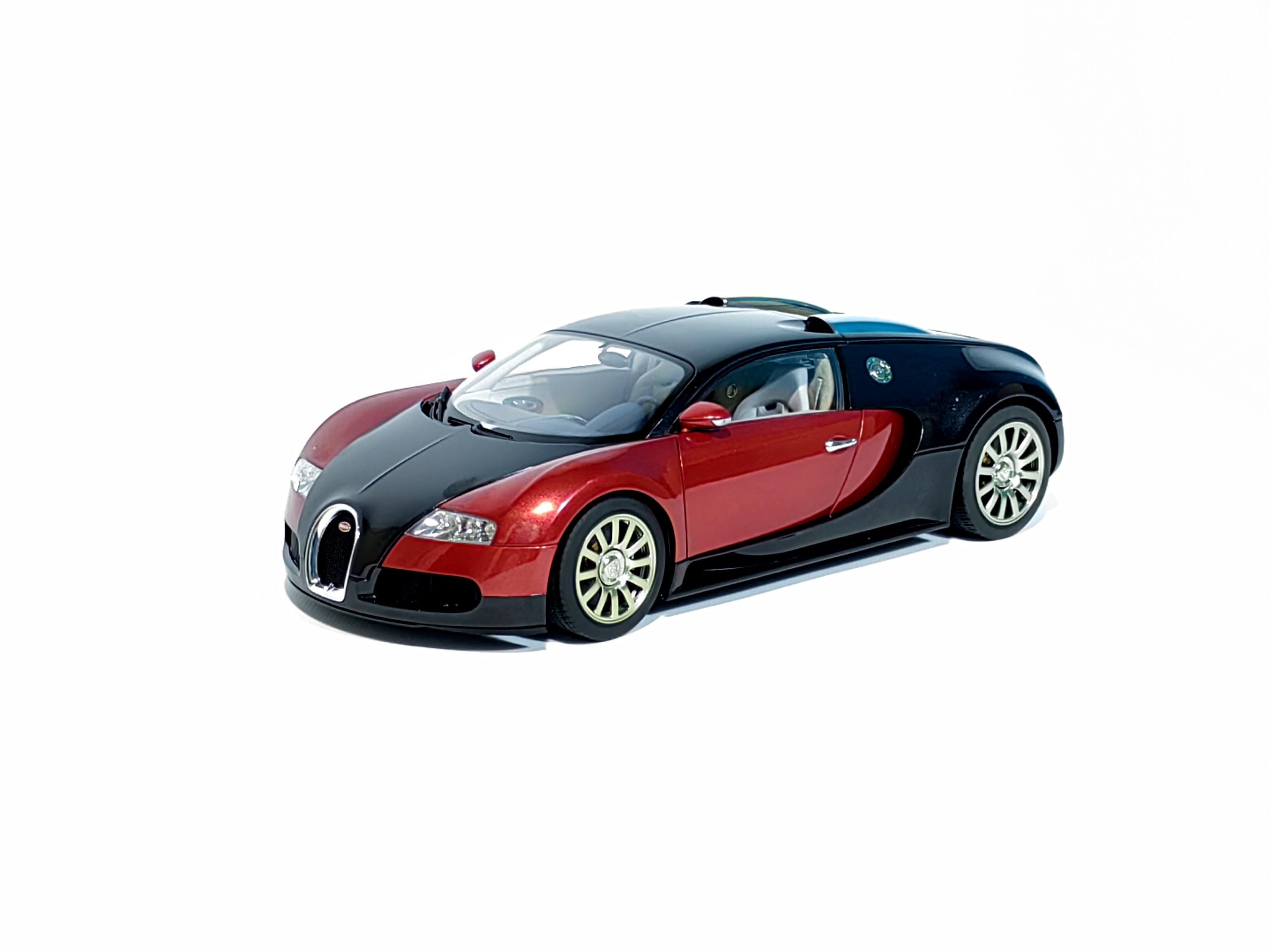 Autoart 1/12 Bugatti EB 16.4 Veyron Production Car Black/red
