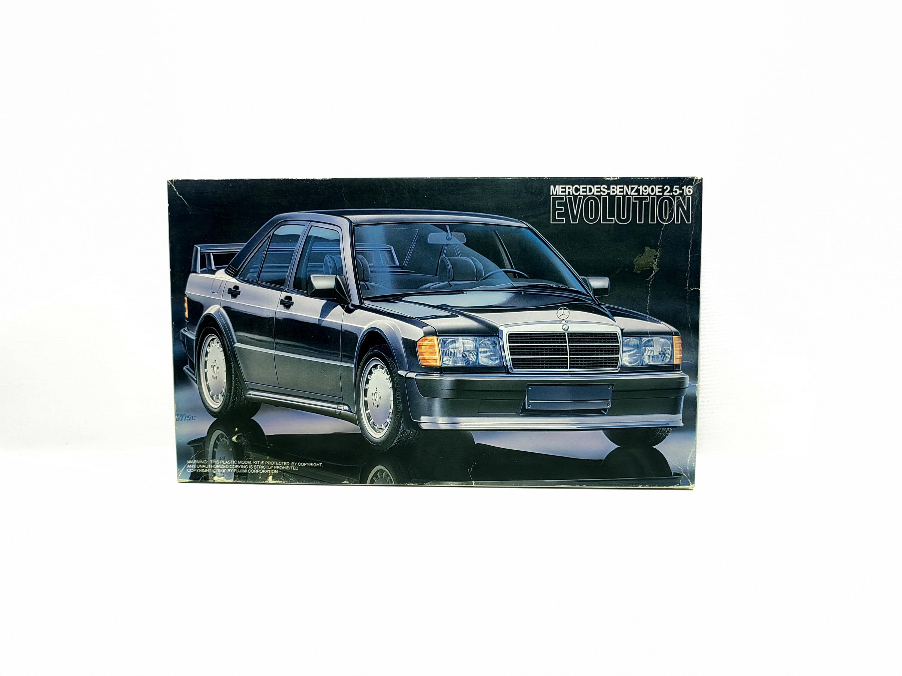 Fujimi 1/24 Model Kit Mercedes Benz 190E 2.5-16 Evolution II