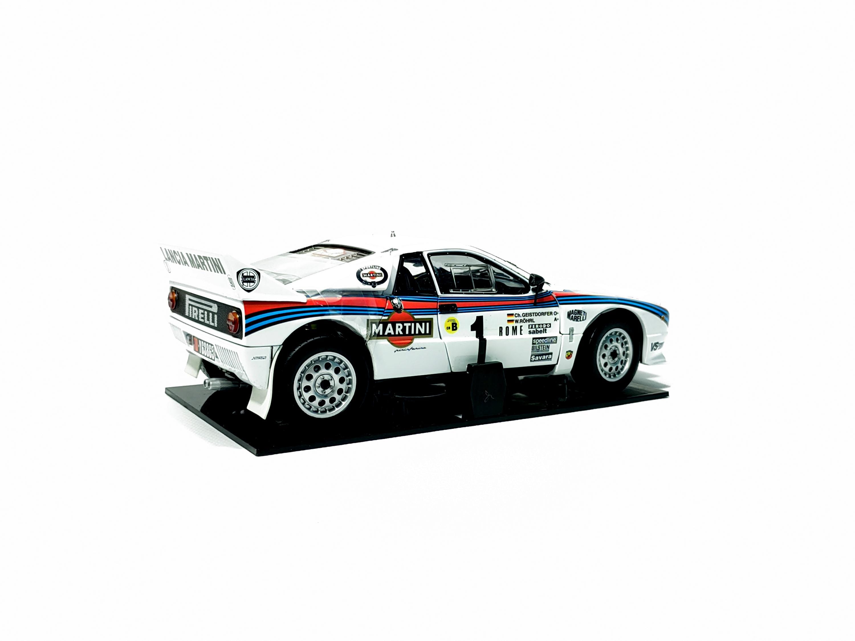 Kyosho 1/18 Lancia 037 #1 Martini Racing 1983 Monte Carlo Rally