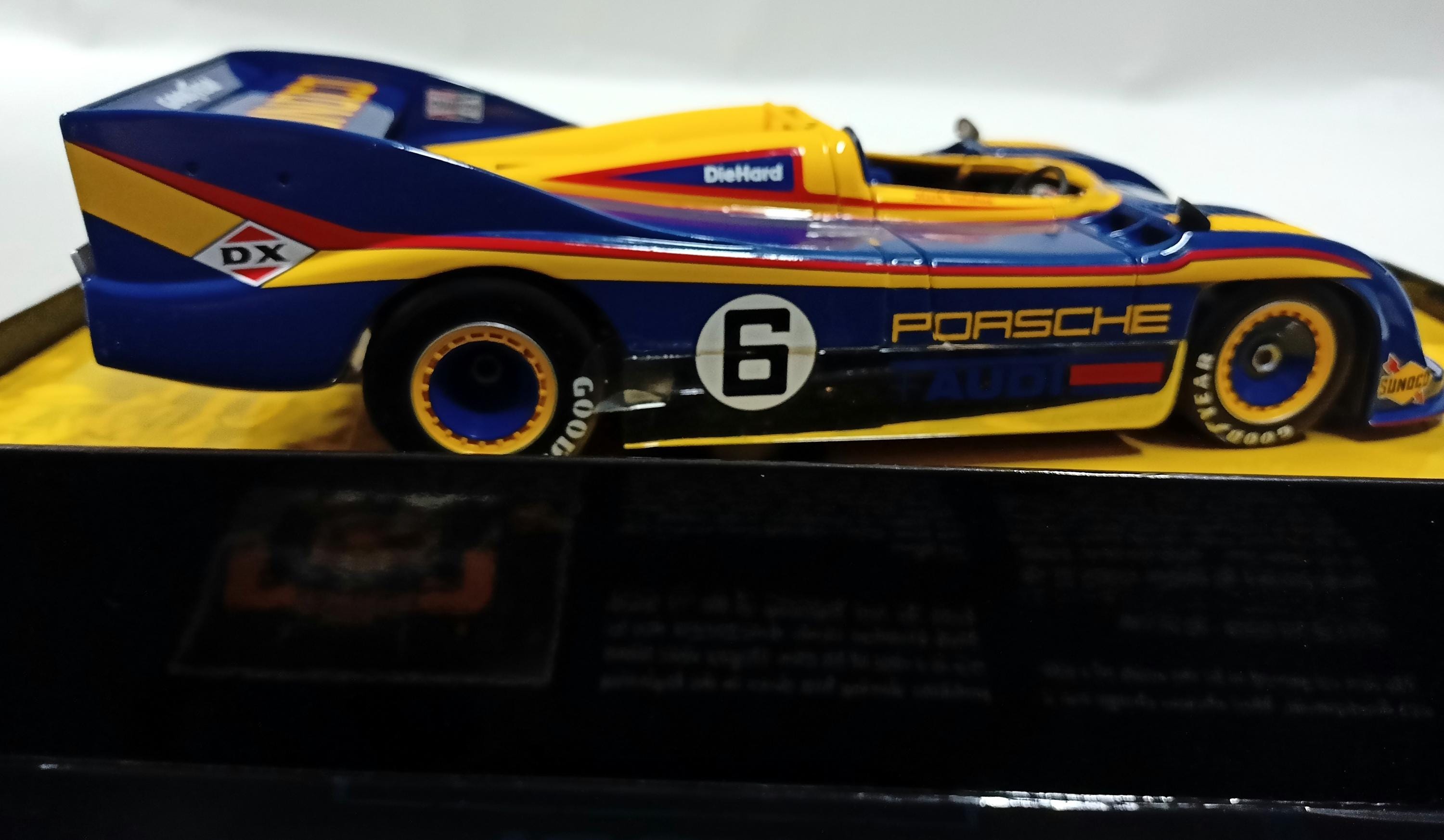 1/18 Porsche 917/30-mark Donohue Champion 1973 Minichamps Canam