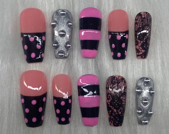 Press On Nails Metallic Dollcore Polkka dot, Lace & Chrome Stud