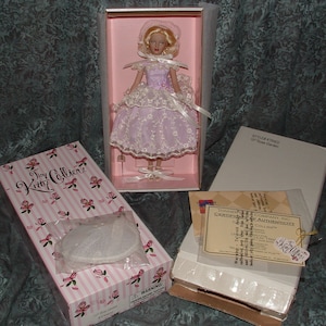 Ltd. Ed. 300 -2004 Tiny Kitty Collier -10&quot; Doll - Rose Garden KT 9402 -R. Tonner