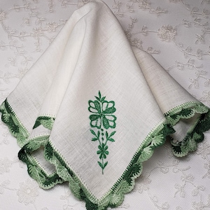 Vintage 1940&#39;s Hanky, Hankie - Crochet Edges, Embroidery, Green Ombre