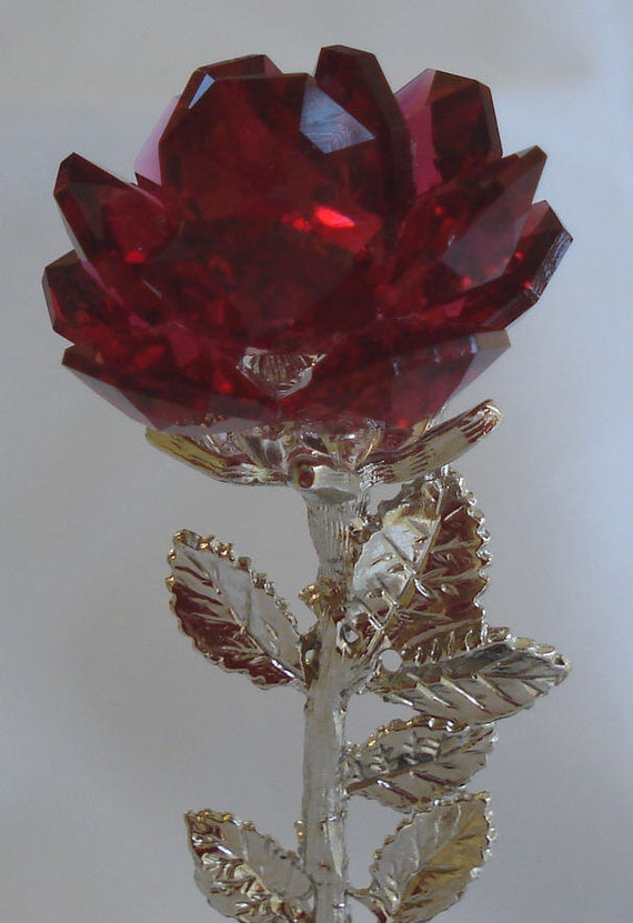 elemento cantante boleto Red Crystal Rose Made With Swarovski Crystal on Marble Base - Etsy