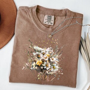 Boho Wildflowers Cottagecore Shirt, Cadeau voor Vrouwen, Regenwater Botanisch, Wildflower Pocket Shirt, Vintage Bloemen Handdoek, Geperste Bloemen Onderzetter