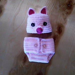 Set di cappellino e copri pannolino a forma di maialino all&#39;uncinetto: accessorio per foto di neonati