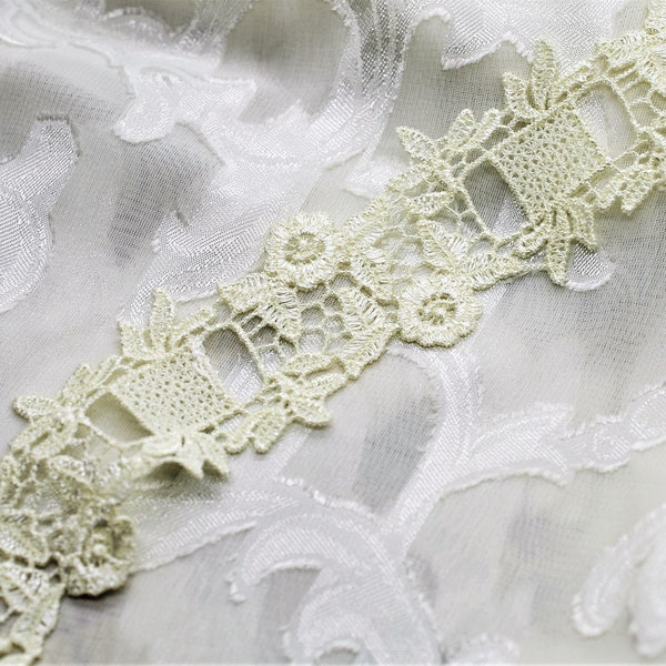 Pale Pastel Yellow Vertical Floral Ladder Lace Trim, Scrapbooking Junk Journal Lace Trim, Shabby Chic Trim, Rose Lace Trim