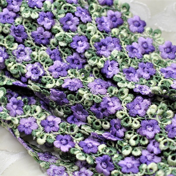 3D Purple Flower Variegated Ombre Embroidered Floral Lace Trim, Shabby Chic Lace, Doll Trim, Scrapbooking Junk Journal Trim, Slow Stitching