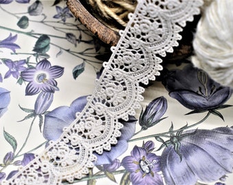 Cream Light Beige Cotton Floral Scallop Lace Trim 1 1/4"
