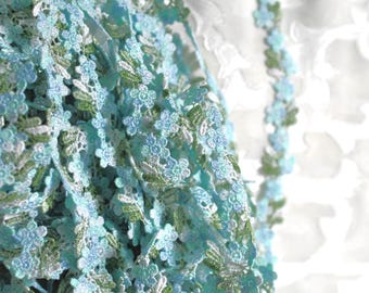 Dainty Multicolor Variegated Blue Mint Green Floral Flower Lace Trim 3/4" for DIY Crafting Mixed Media Creations