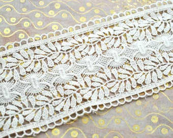 Cream Cotton Leaf Floral Flower 3D Embroidered Lace Trim 3 1/4", DecorativeTrim, Scrapbooking Junk Journal  Slow Stitching Trim