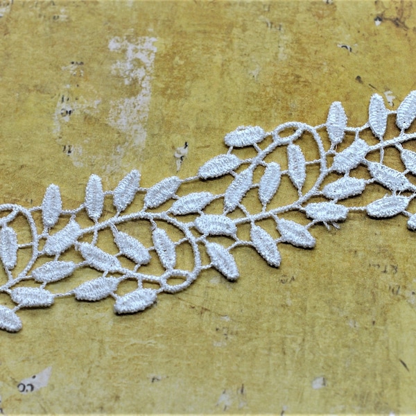 White Embroidered Leaf Trim (1 1\8"), Art Journal Scrapbooking Embellishment, Slow Stitch, Crazy Quilting. Mixed Media Creations