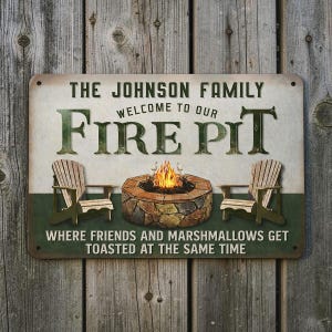 Nom de famille en métal, plaque de foyer personnalisée pour les amateurs de camping, cadeau de campeur personnalisé