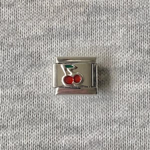 Cerises Charm italien du Royaume-Uni : maillons de bracelet en acier inoxydable de 9 mm en argent