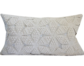 Vintage crochet Pillow Cover - heirloom - boho - handmade vintage - decorative pillow cover. 14x24 inches