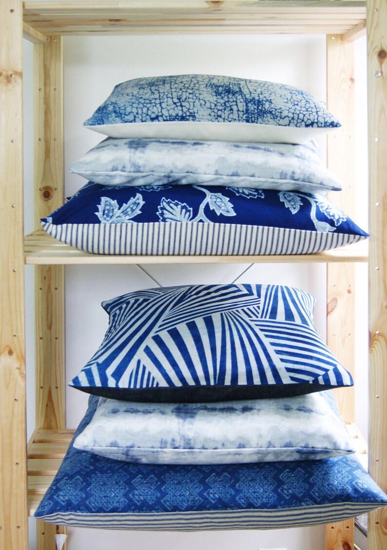 Batik Botanical Pillow Cover - Thumbnail 2