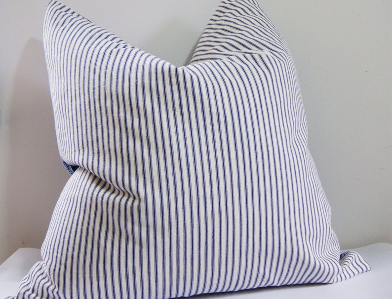 Batik Botanical Pillow Cover - Thumbnail 4