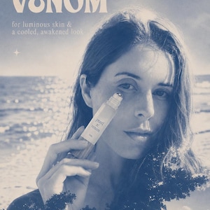Pearl n' Venom Hydro Roller | Bee Venom and Freshwater Pearl Firm Under Eyes Serum with Aloe Vera, Rose Cucumber Clean Organic Skincare afbeelding 1