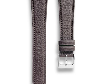 Correa de reloj de piel de becerro francesa texturizada de color marrón oscuro con costuras a juego.