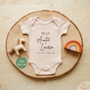 Auntie Announcement Baby Onesie®, Personalized Newborn Bodysuit, Baby Shower Gift, Custom Baby Outfit, Cute Aunt Reveal Idea, Baby Clothes