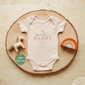 Happy Birthday Daddy Personalized Onesie®, 1st Birthday as Daddy Baby Outfit, Cute Baby Gift for Dad, Minimal Natural Bodysuit, Baby Clothes