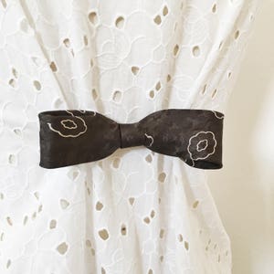 Silk Bow Cinch Clip Brown Creme