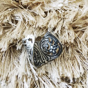 Antique Oxidized Silver Art Nouveau Ring 画像 3