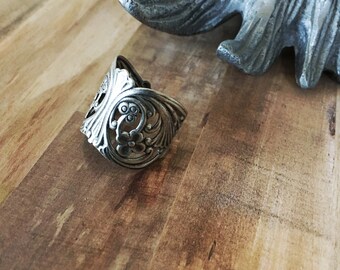 Antique Oxidized Silver Art Nouveau Ring