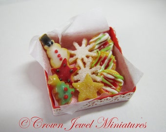 1:12 Fancy Christmas Tarts & Cookie Box by IGMA Artisan Robin Brady-Boxwell