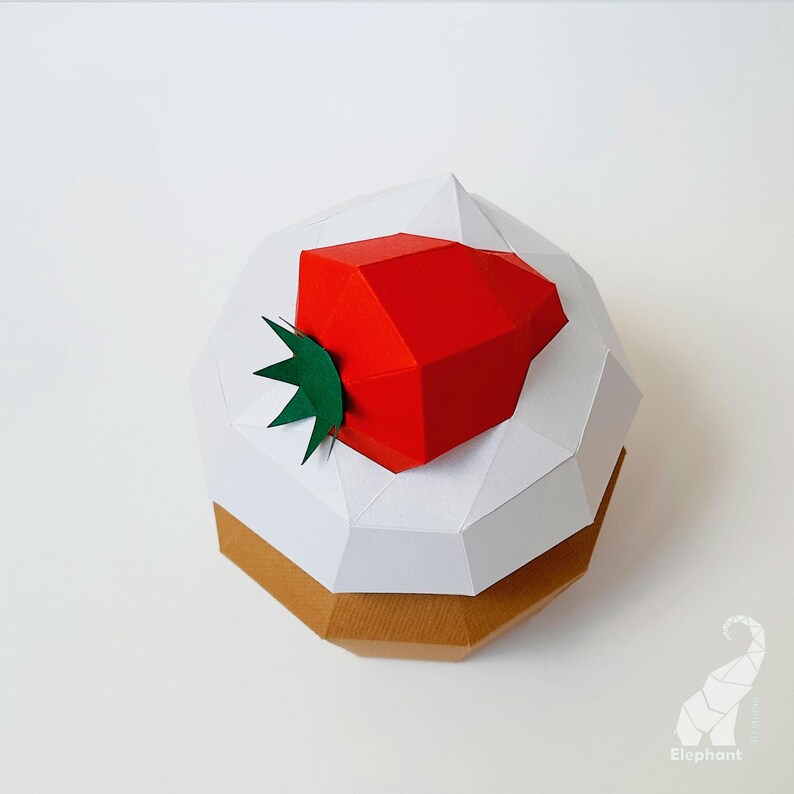 3D Papercraft Strawberry Cupcake Box Template, Low Poly Cupcake Gift ...