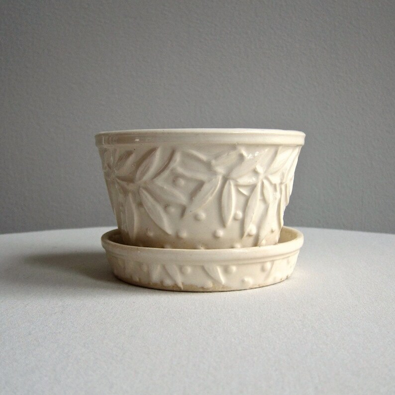 Vintage McCoy Pottery Flower Pot Cream Leaf and Dot Design Etsy