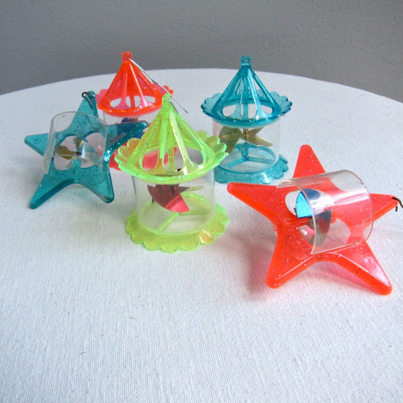 Vintage Spinner Christmas Ornaments 