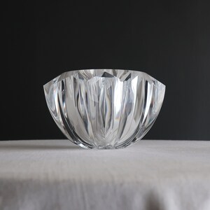 Clear Acrylic Faceted Bowl - Grainware Carlisle - Designed by Judith Kruger - Fruit Bowl - Lucite Plastic