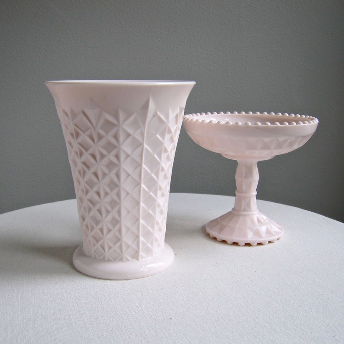 Pink Milk Glass Vase by Large Shell Pink 1950s Etsy