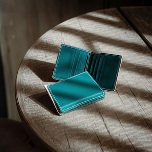 Cartera de cuero artesanal para hombre de Leather Artisans USA: billetera delgada plegable con bloqueo RFID / Cuero de plena flor genuino / Regalo para él / W-LA027
