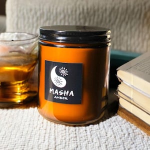 Amber Scented Soy Wax Candle – Warm & Earthy Aromatherapy Candle – Handmade in UK – Amber Jar – 8 oz Vegan Gift Candle