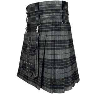 Modern Grey Watch Utility Kilt – Stylish Hybrid Tartan Kilt for Men – Custom Grey Tartan Utility Kilt – Heavy Duty Hybrid Scottish Work Kilt