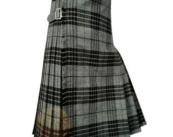 Clan Grey Watch Tartan Kilt: 8 Yard Scottish Highland Style