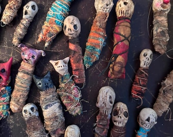 Gruselige Taschenpuppen, Handgefertigte Miniaturen für Curiosity Cabochon, Horror, Puppenhaus Zubehör, Kuriose Geschenke, Schräge Sachen, Fetisch oder Schutz