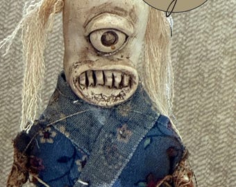 Muñeca artística espeluznante, escultura gótica única de niño tuerto, muñeca cíclope diminuta, objeto de colección para gabinete de curiosidades, personajes de casa de muñecas en miniatura