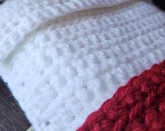 Crochet Blanket (White or Yellow) 1:12 Scale Miniature