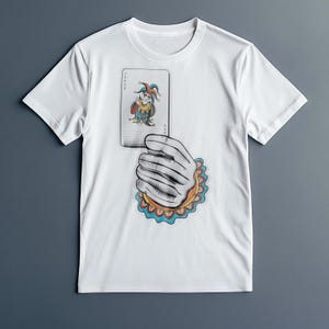 Maglietta vintage con carta da gioco Joker, maglietta con grafica retrò, maglietta unisex unica, regalo per lui e per lei, clown del casinò o appassionati di magia