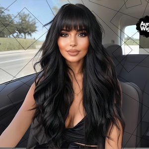 26 Inch Black Long Wig with Bangs, Heat-Resistant Synthetic Wig for Daily Glam, Natural Look, Soft Layered Curls, Halloween Wigs, Woman Hair