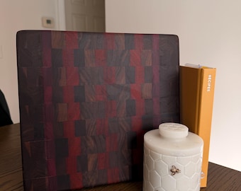 Tabla de cortar artesanal de madera de grano final / Bloque de carnicero de nogal y padauk / Tamaños personalizados disponibles / Fabricada en Maine