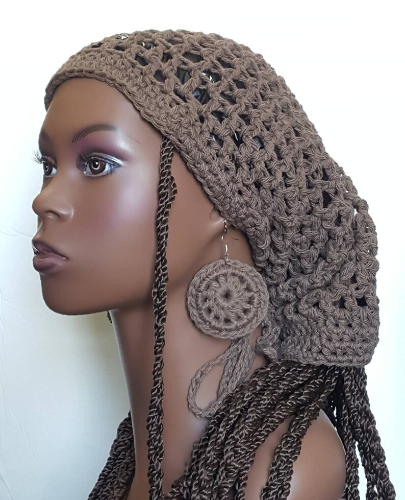 Brown Loc Tube Dread Tube Open Back Slouchy Hat Dreadlocks Beanie Mit Open Back Von Razonda Lee Razondalee