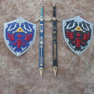CUSTOM Hand Forged Stainless Steel The LEGEND of ZELDA Full Tang Skyward Link&#39;s Master Sword with Scabbard-Costume Armor Best Gift For Him,