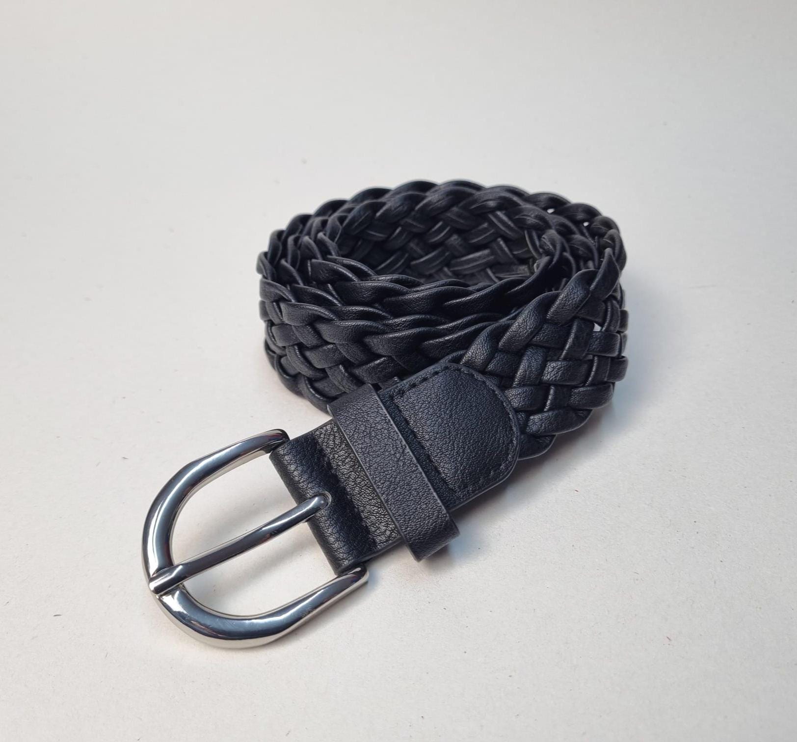 Black Woven Vegan Leather Belt: Adjustable Silver Buckle  display picture 3